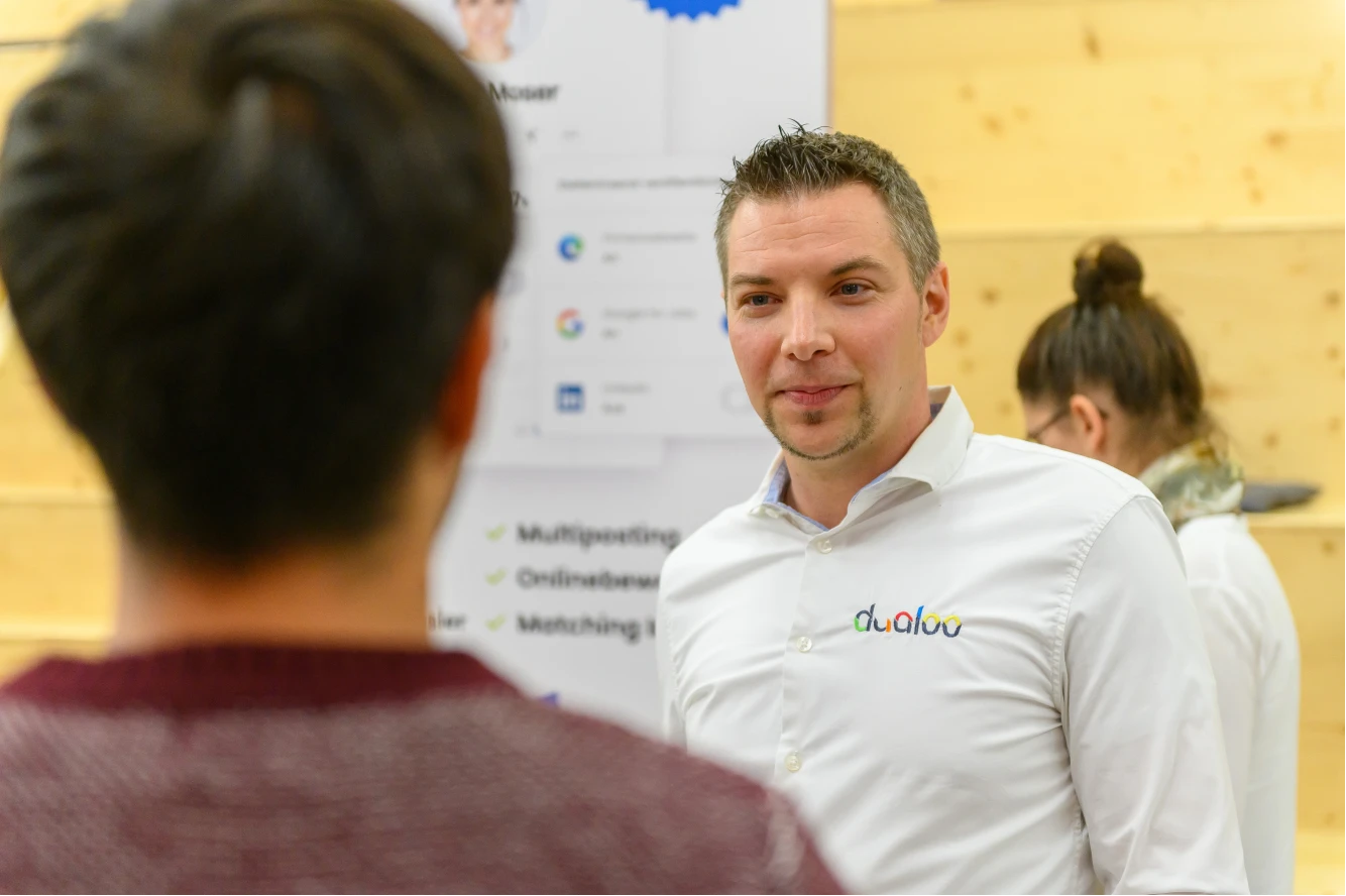 Raphael Mösch von Dualoo mit Partner